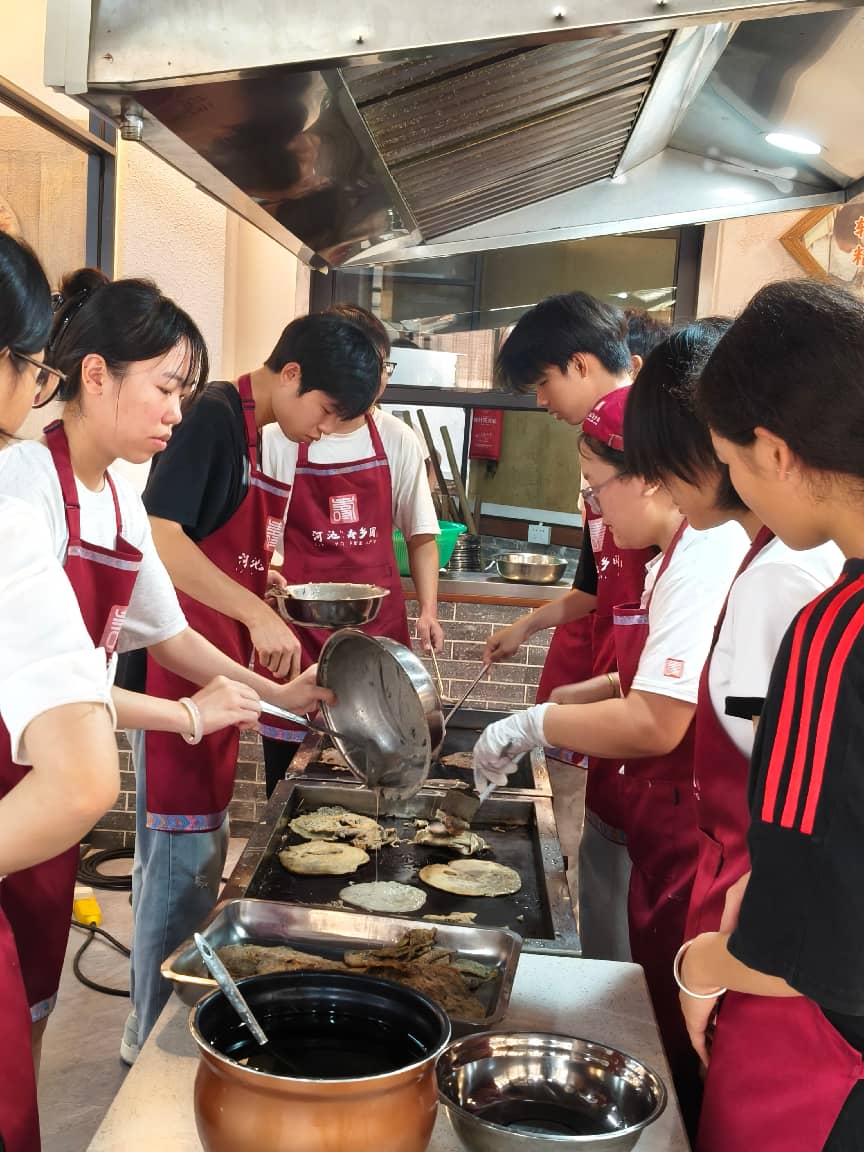 3ad90ad3cffa44338583003e361a6a0a.Jpeg